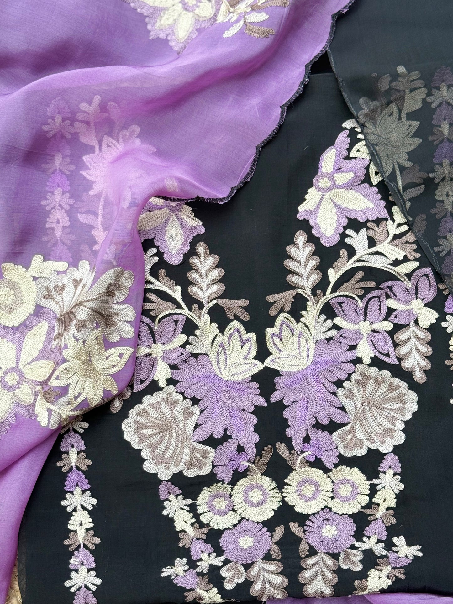 Pure Organja Thread Embroidery U00008