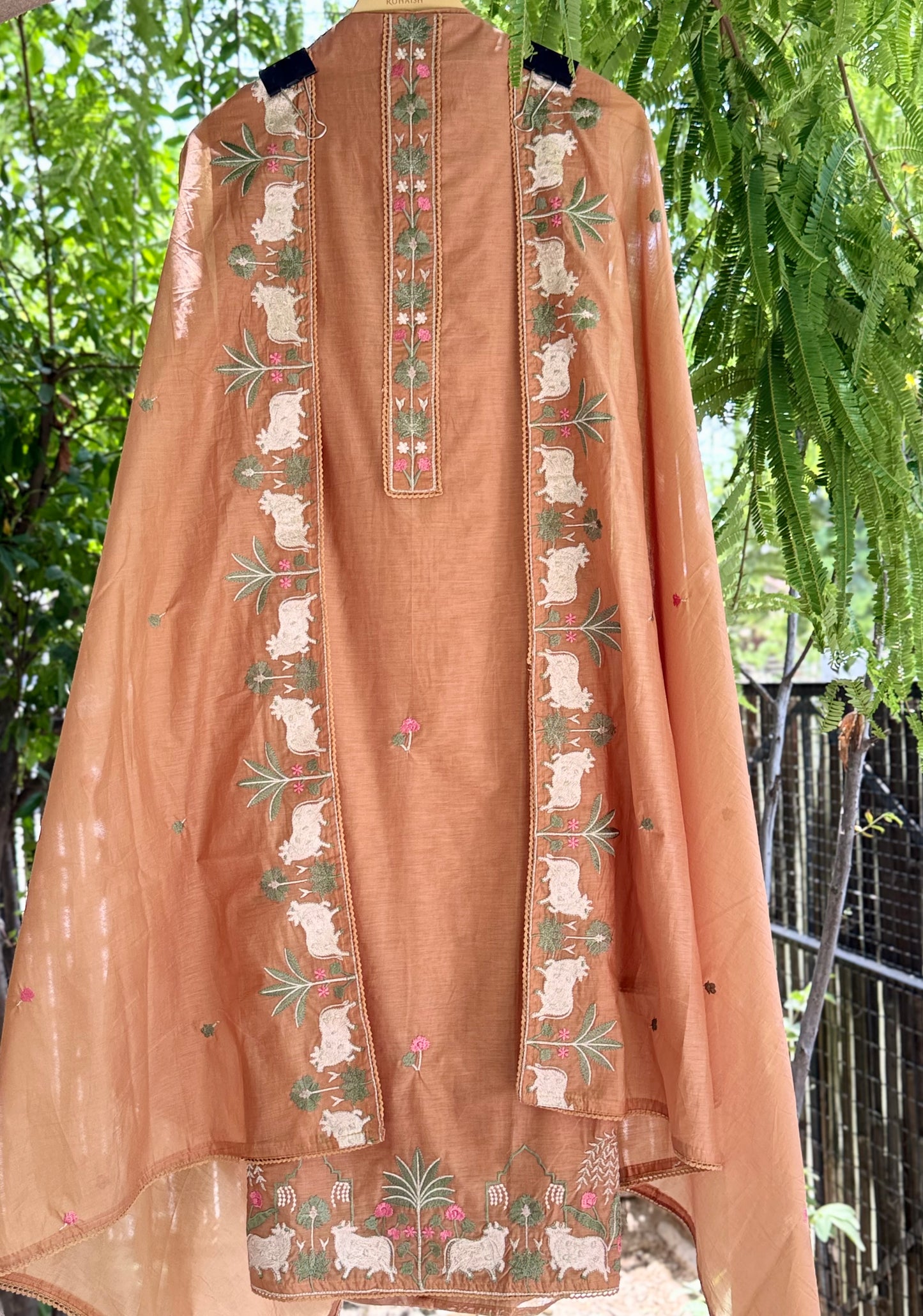 Mul Pichwai Thread Embroidery U00002A