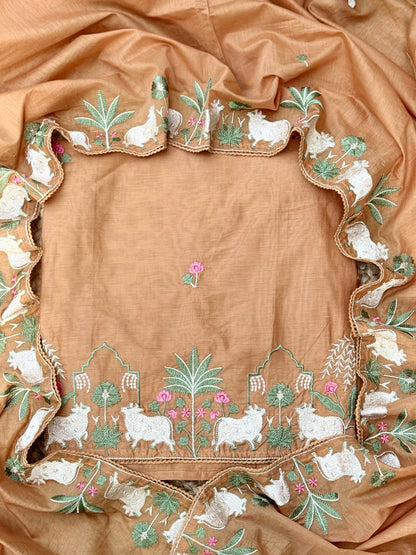 Mul Chanderi Thread Embroidery Unstitch Suit Set U000001